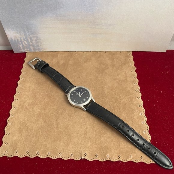 Vintage Movado ESQ Swiss Quality Watch Leather
